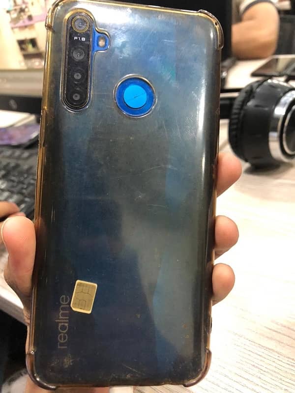 realme (5) (128gb) 3