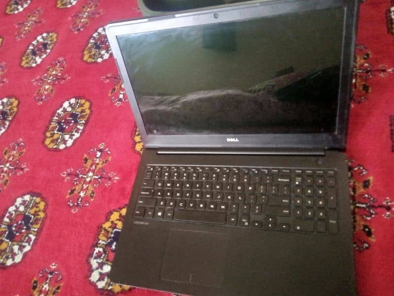 Laptop Dell i7 5 generation 4