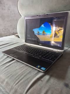 Dell Laptop CorI7 5th Generation