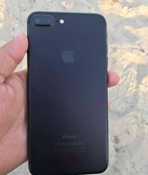 iphone 7plus 128gb pta approved shine black clouer men ha 0