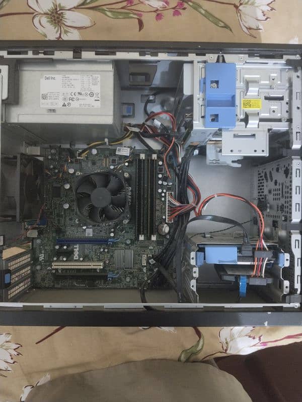 Dell Optiplex Desktop i7 2nd gen (no ram, no hard) 2