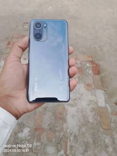 POCO F3