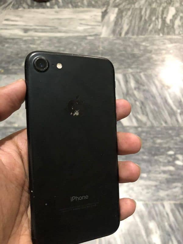 Iphone 7 128gb non-pta 4