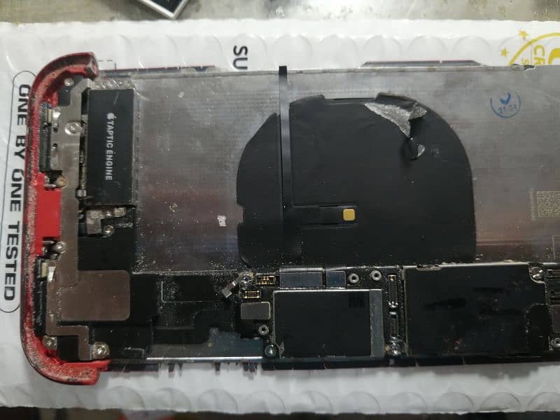 iphone XR board hai 1