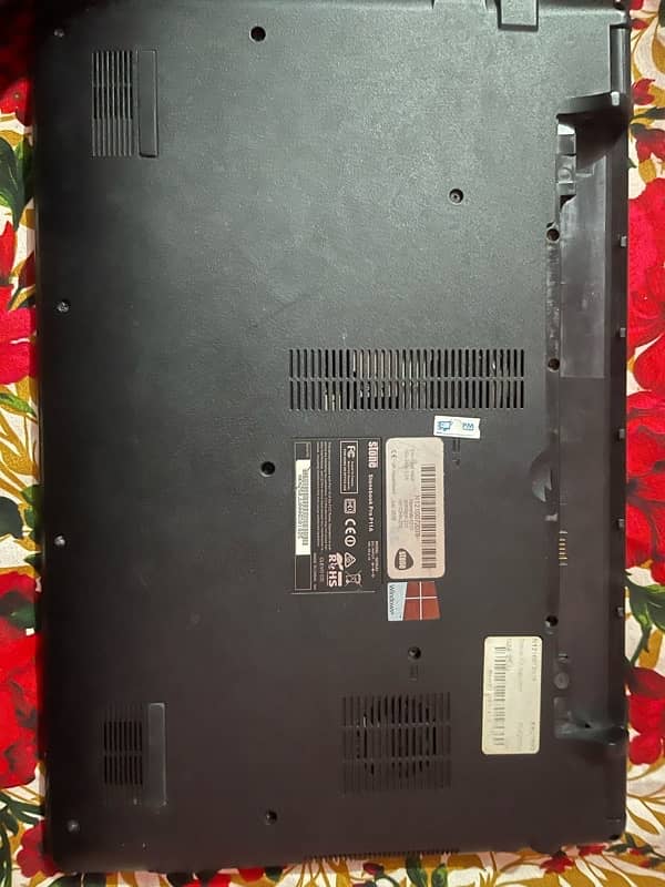 Stone laptop 12 gb ram 256 gb storag  10/10 0