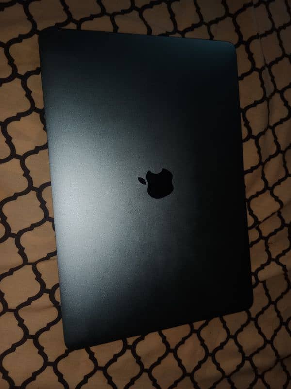 Macbook Air 2019 8/256Gb 0