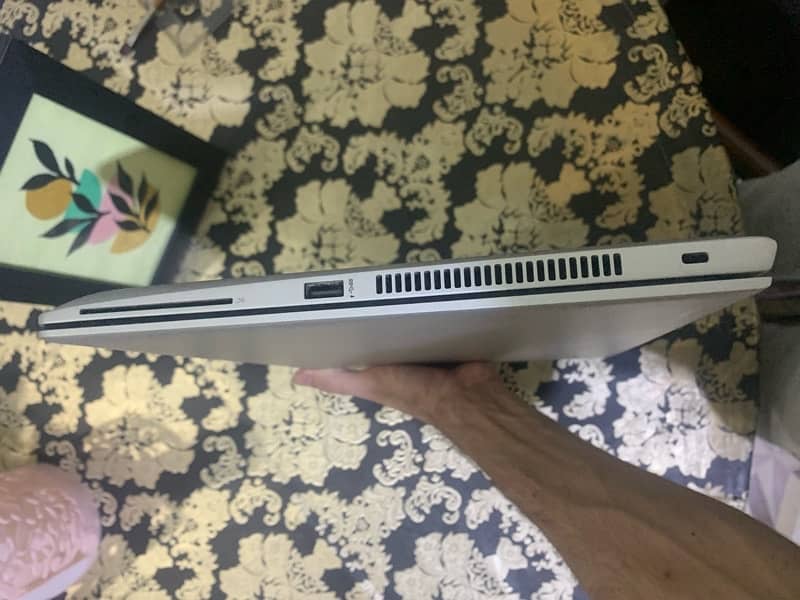 HP Elitebook core i5 8th generation 7