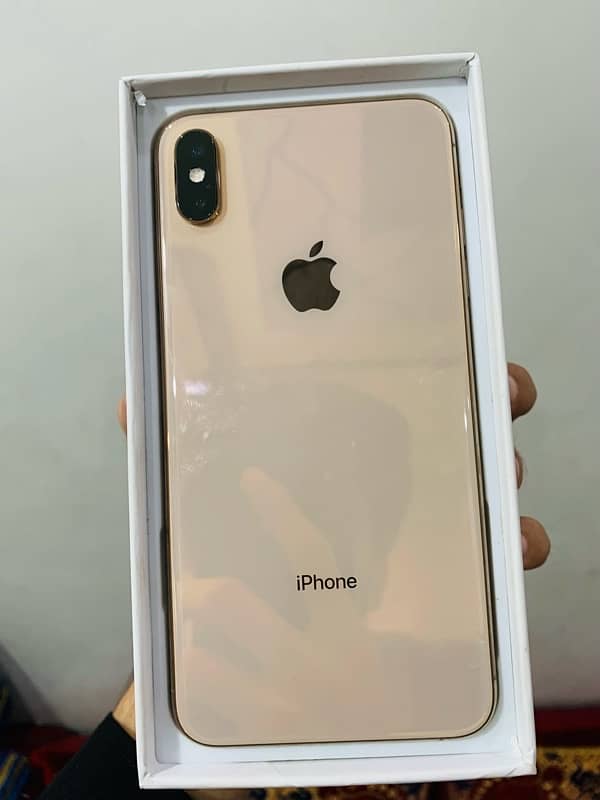 iphone Xsmax 256gb factory unlock pannel and battery change. 0