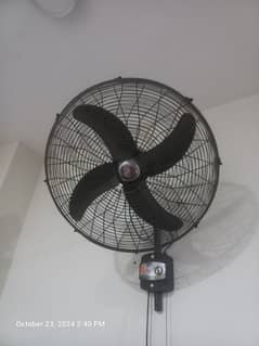 Mega Bracket Fan New Condition 0