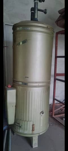 Gas geyser for sale in genuine condition no open or repair