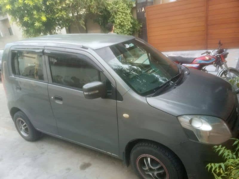 Suzuki Wagon R 2014 9