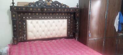 farniture for sale contact 03145800912