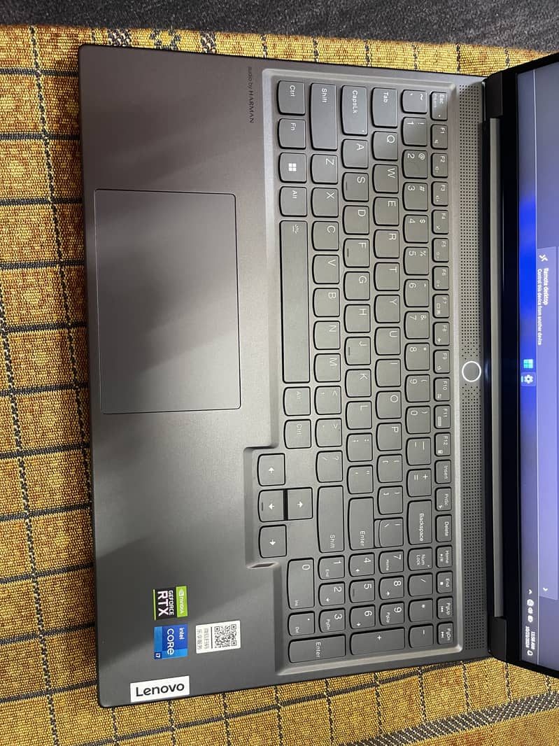 Lenovo legion 7 slim gen-7 ( Y9000X) 3