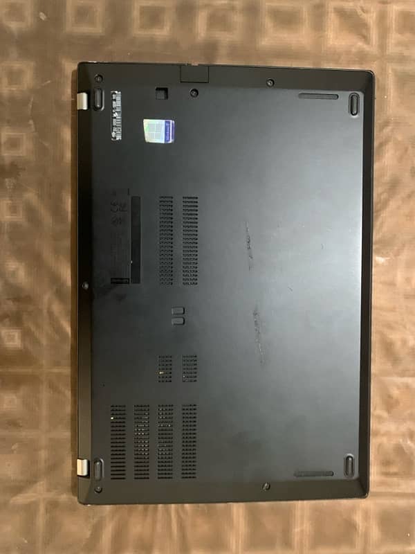 Lenovo t480s slim edition Intel core i7 8 Gen 1