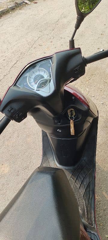 Scooty for Sale ( United 100cc ) 1