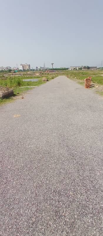 I-16/2 (30x60) Corner plot on dabble road for sale 6