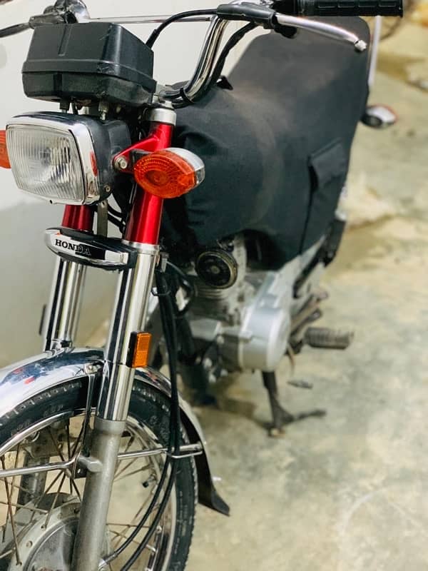 hOnda 125 (2019) 8