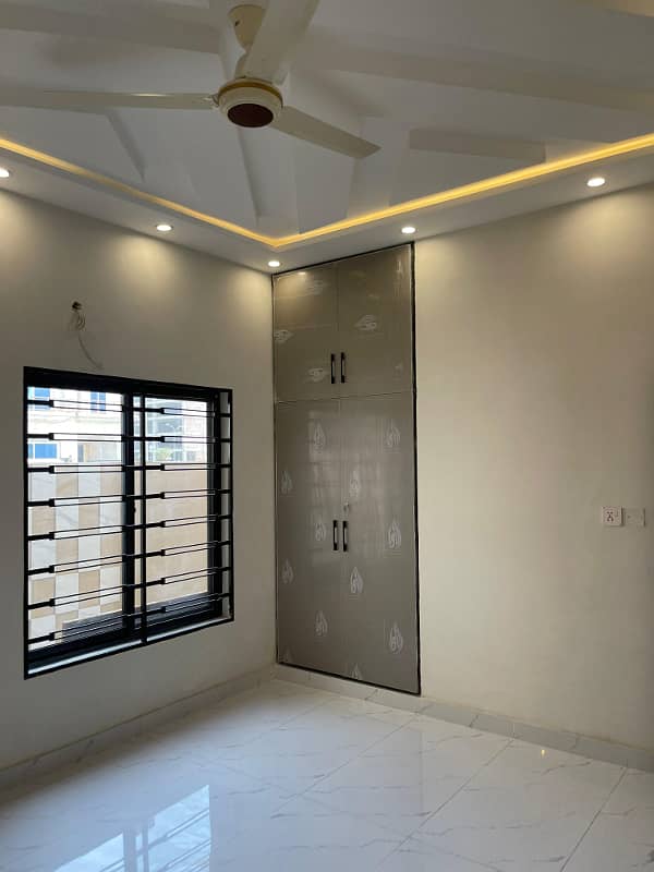 5 Marla Brand New House For Sale Block C Etihad Town Phase 1 6