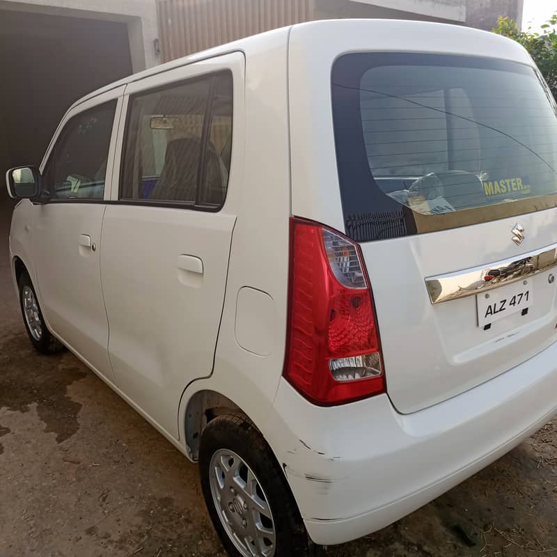 Suzuki Wagon R 2023 1