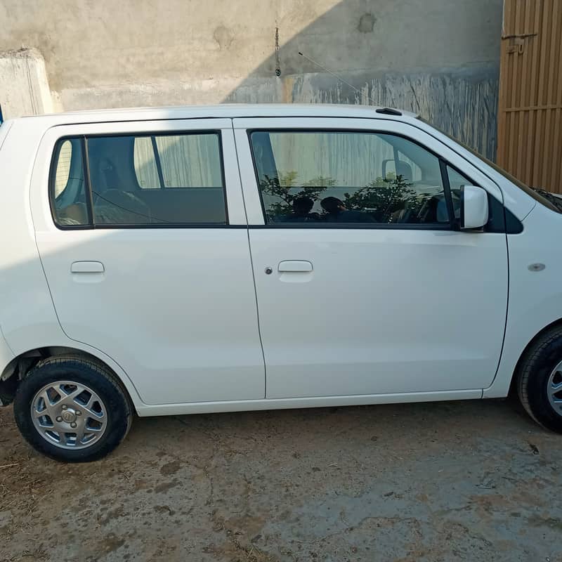 Suzuki Wagon R 2023 3