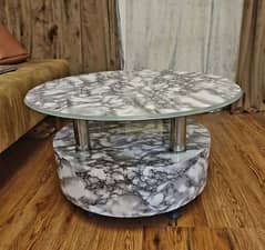 Circle Centre Table in Immaculate Condition (Pure Wood)