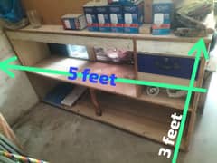 Shop counter 5 × 3 feet with glass