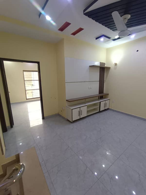 5 Marla upper portion brand new for rent available in DHA Rahbar 11 sector 2 defence Road Lahore 3