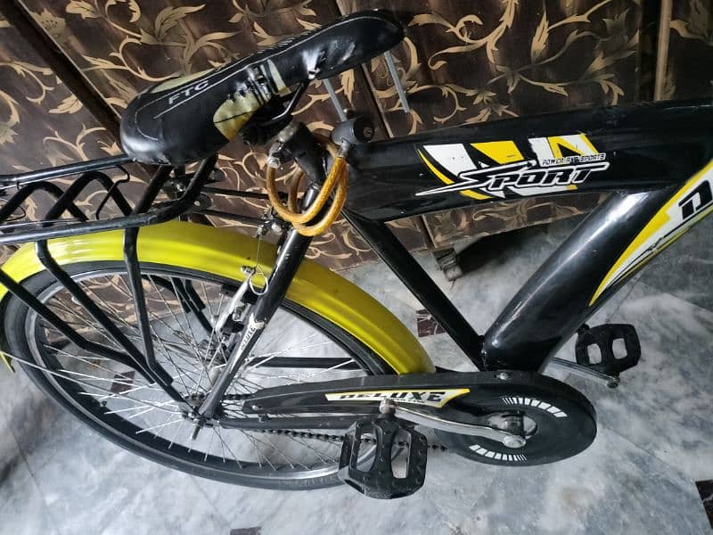 brand new cycle condition 10/10 3 month only use 03008612782 8