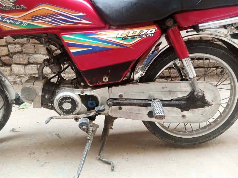 urgent sale on Honda CD 70 only letter available ha 4