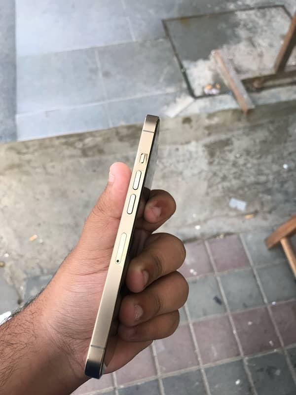 iphone 13 pro non pta jv LL/A model contact 0336/440/8988 4