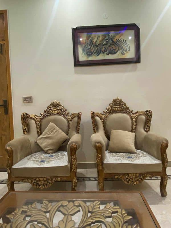 Royal Sofa Set with Table 7 Seats 5