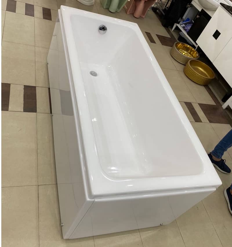 Bath Tubs / Acrylic Bath Tubs / Acrylic jacuzzi / bathroom Jacuzzi 11