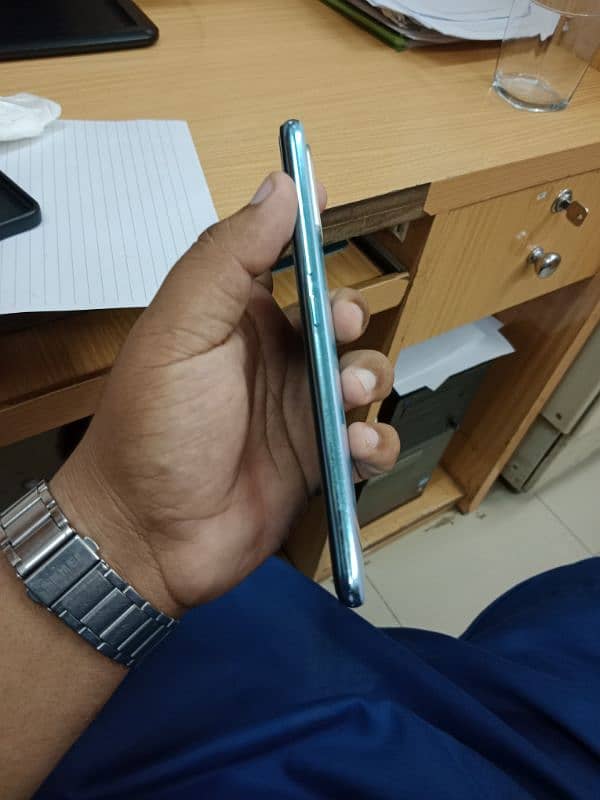 vivo S1 4+1/128 Urgent sale 3