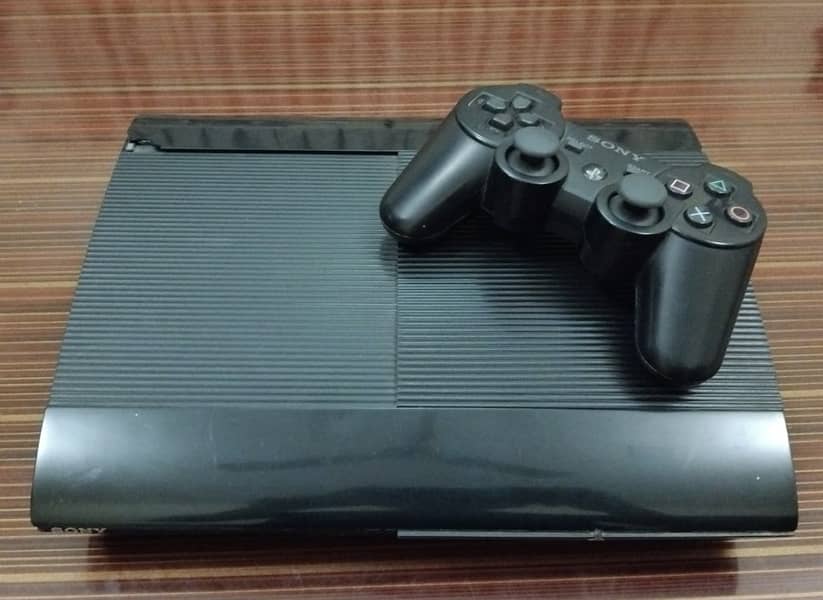 Playstation 3 Ultra Slim 1