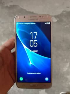 Samsung J7