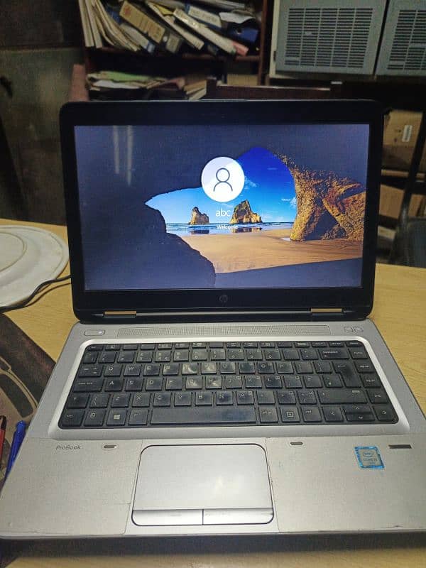 hp core I 5 6th generation leptop 8gb ram 512gb hd 5