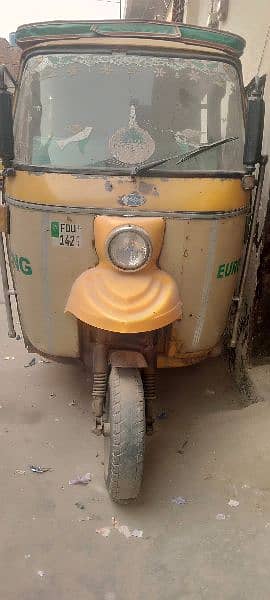 Tez raftar Rikshaw 0