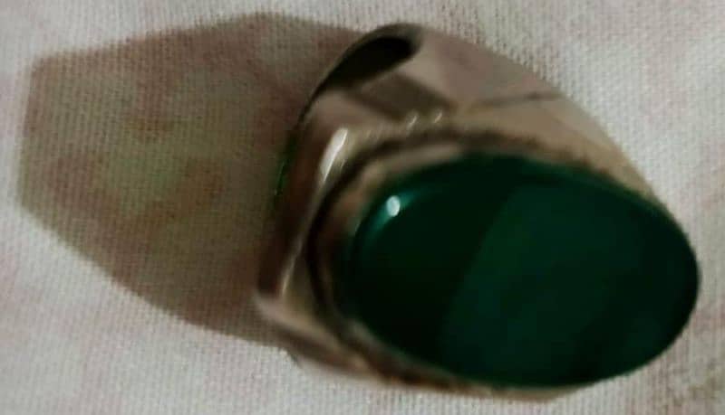 urgent sale original aqeeq stone chandi ring 3