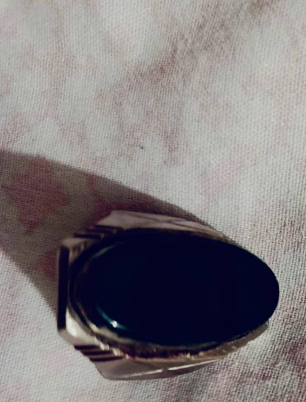 urgent sale original aqeeq stone chandi ring 5