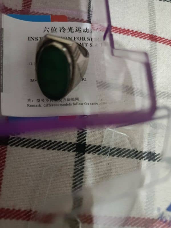 urgent sale original aqeeq stone chandi ring 10