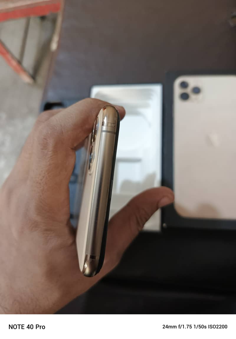 iphone 11 pro max gold 256 pta approved 2