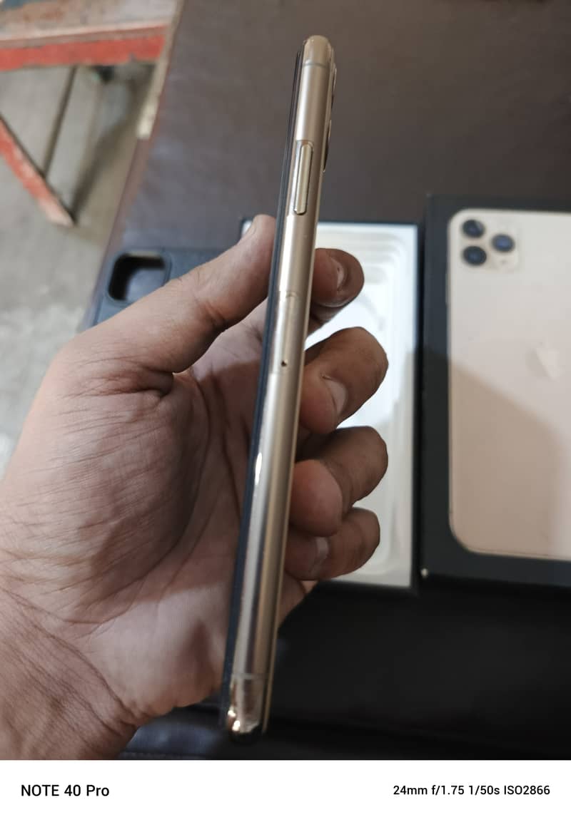 iphone 11 pro max gold 256 pta approved 5