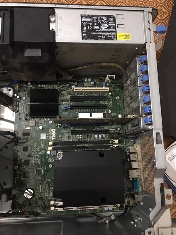 Dell Precision T3600 5