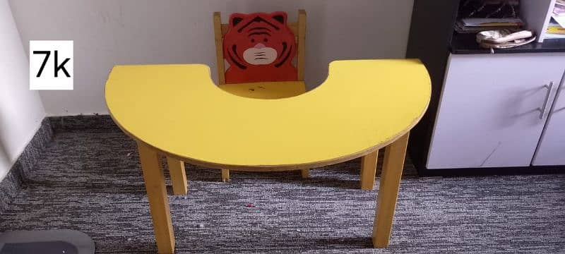 half circle study table for kids 2