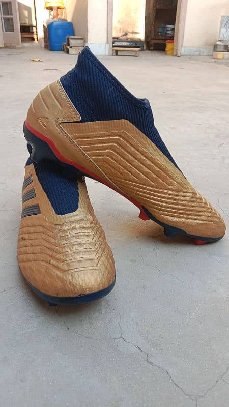 football shoes no 10.5 3