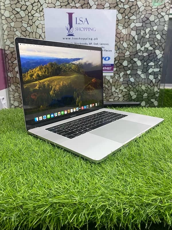 APPLE MACBOOK PRO 2019 i9 32/512 fresh import us stock 0