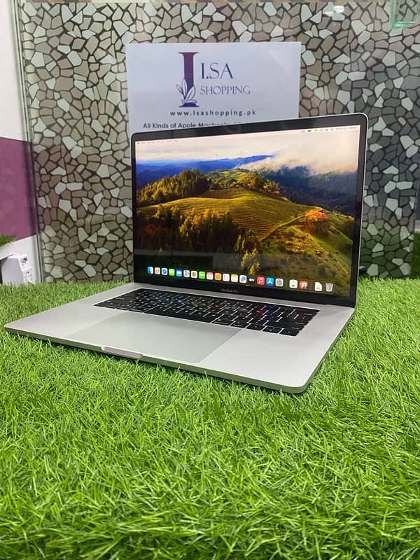 APPLE MACBOOK PRO 2019 i9 32/512 fresh import us stock 2