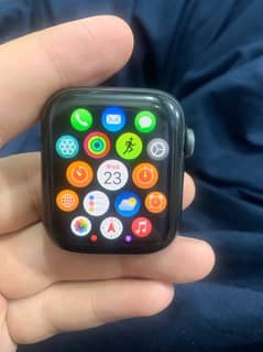 apple smart watch series 6  44 mm koi fult nahi hai original charger