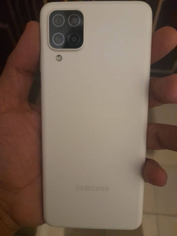 Samsung galaxy A12 4gb ram 64gb rom white colour with box charger 7