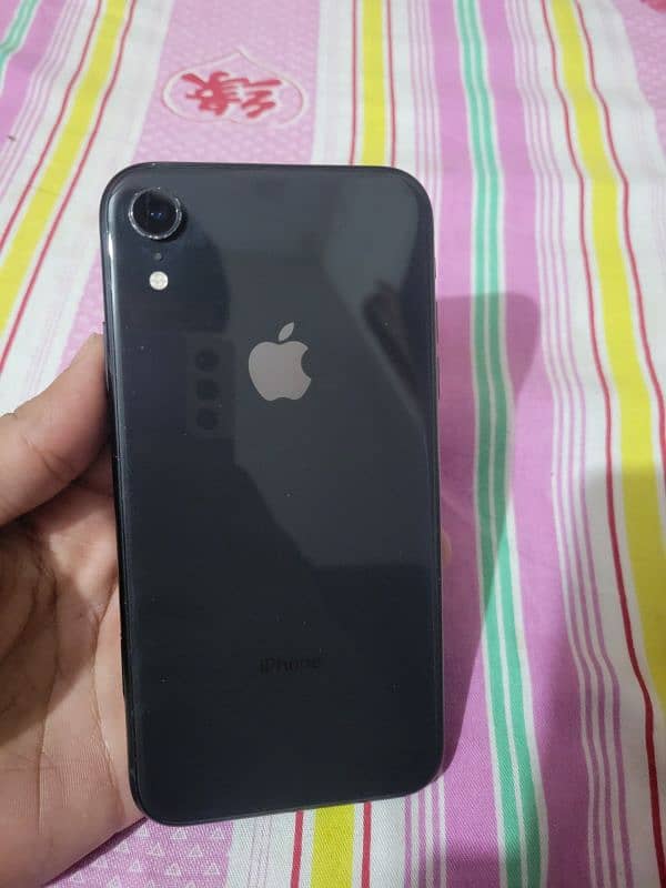 iPhone xr 03284519230 whatsapp 3